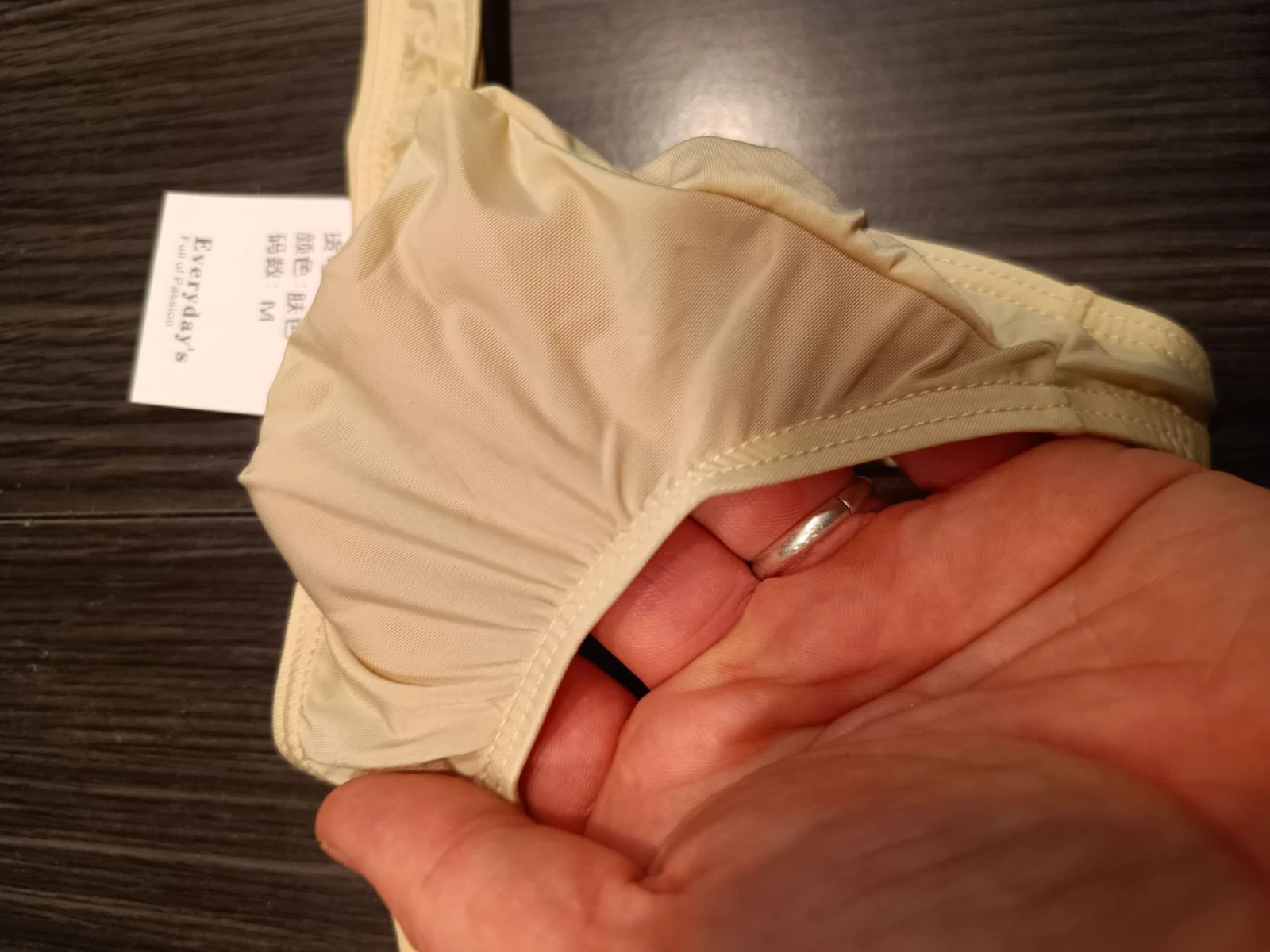 Kleine huidkleurige string voor heren – photo 3